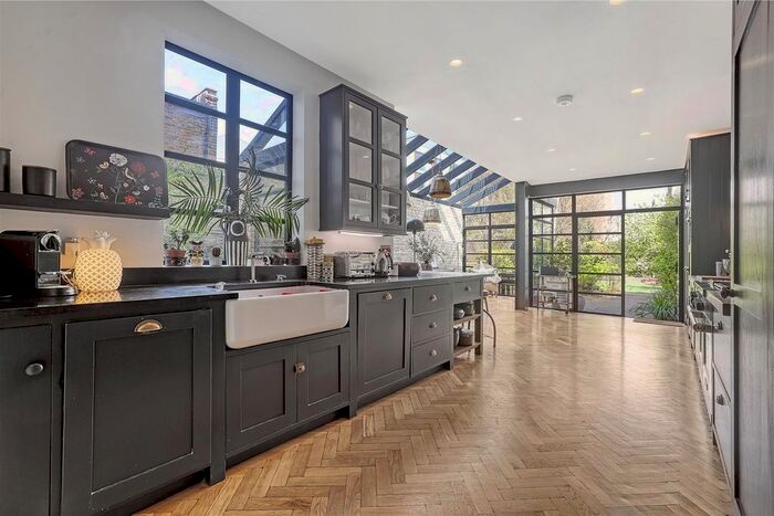 5 Bedroom Property To Rent In Highbury Hill, London, N5