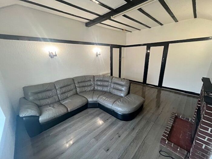 1 Bedroom Flat To Rent In Penncricket Lane, Oldbury, B68