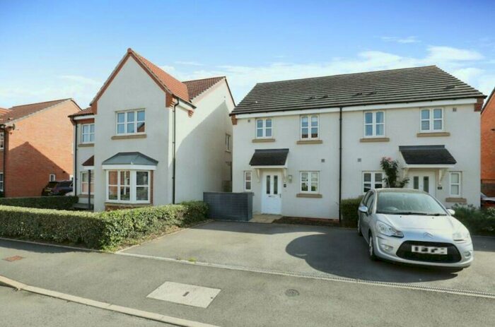 3 Bedroom Semi-Detached House For Sale In Wheelwright Way, Wellesbourne, Warwick, CV35