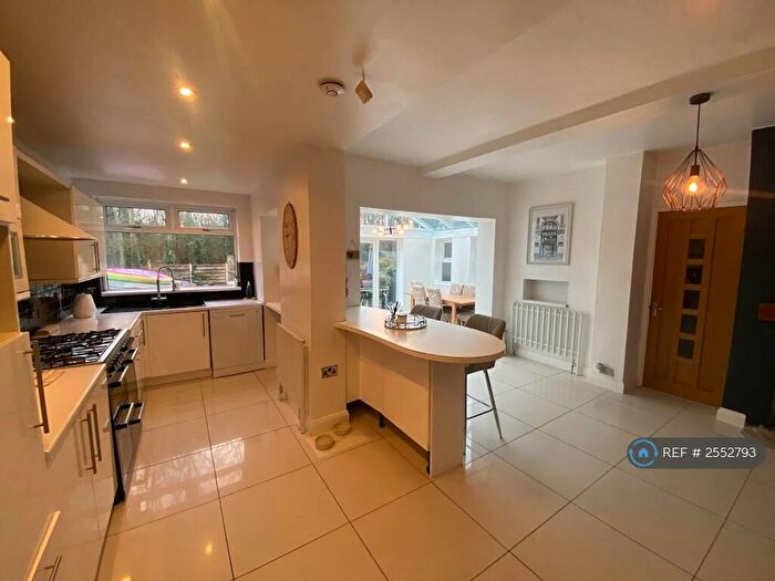 5 Bedroom Semi-Detached House To Rent In Mulgrave Road, Worsley, Manchester, M28