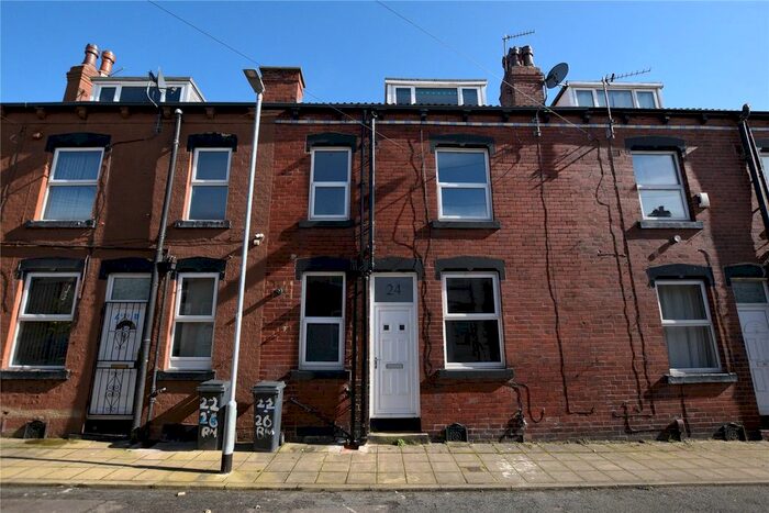 2 Bedroom Terraced House To Rent In Barden Mount, Leeds, West Yorkshire, LS12