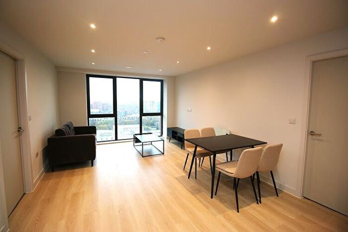 2 Bedroom Apartment To Rent In Waterhouse Gardens, Dutton Street Manchester, M3