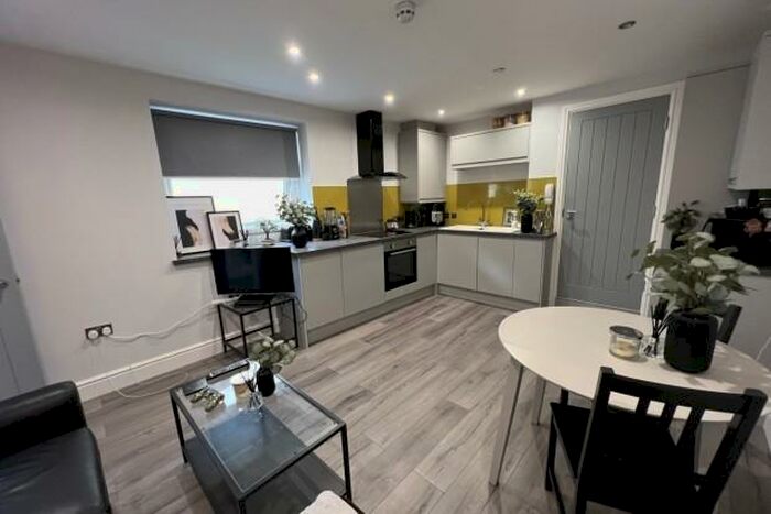 1 Bedroom Flat To Rent In Richmond Road Cardiff, CF24