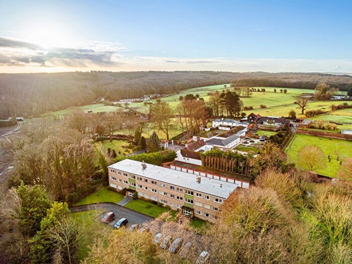 2 Bedroom Flat For Sale In North Cray Road, Bexley, DA5