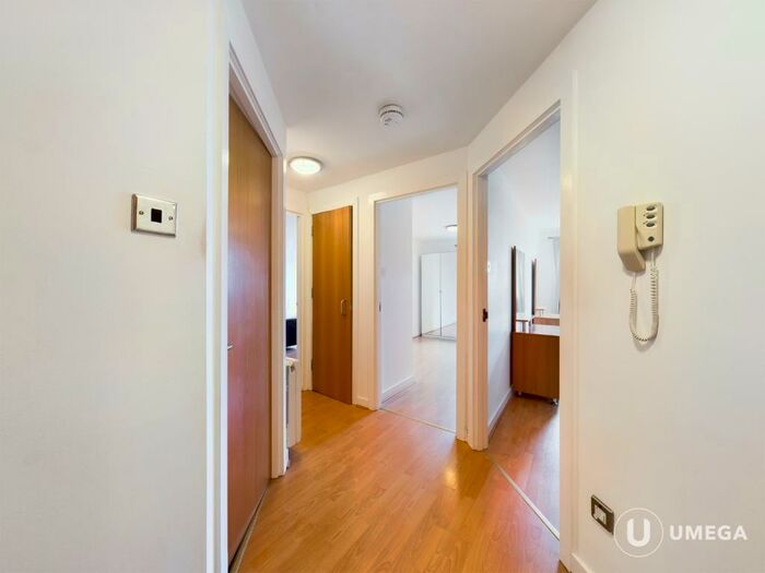 2 Bedroom Flat To Rent In Constitution Street, Leith, Edinburgh, EH6