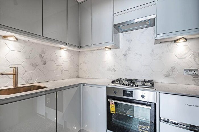 Studio To Rent In Hodford Road, , Golders Green, London, NW11