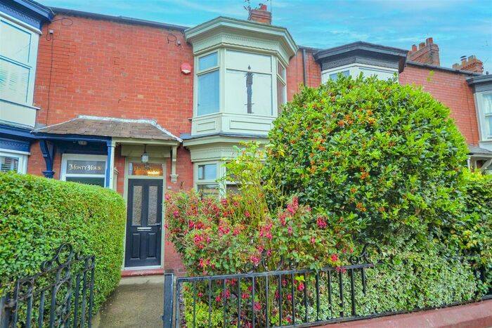 3 Bedroom Terraced House To Rent In Montrose Street, Saltburn-By-The-Sea, TS12