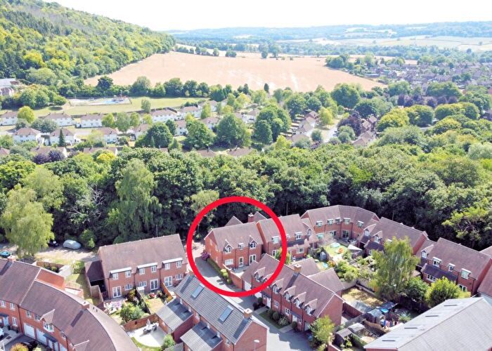 4 Bedroom Detached House For Sale In Attractive Detached Home - Wendover, HP22