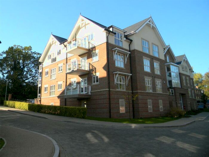 2 Bedroom Apartment To Rent In Townsend Gate, Berkhamsted, Hertfordshire, HP4