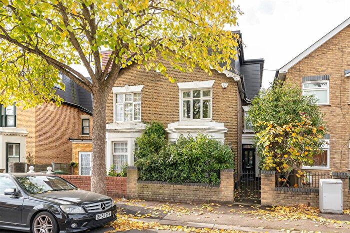 4 Bedroom Semi Detached House For Sale In Copeland Road, Walthamstow, E17