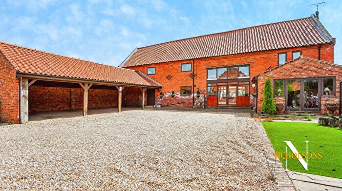 4 Bedroom Barn Conversion For Sale In A Sq.ft Barn Conversion With A Quadruple Bay Cart Barn On Meeting House Lane, South Leverton, DN22