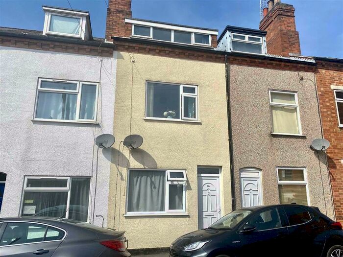 3 Bedroom Terraced House To Rent In Druid Street, Hinckley, LE10