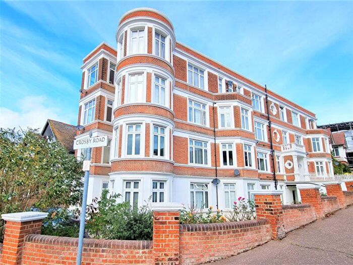 2 Bedroom Flat To Rent In Crowstone Road, Westcliff-On-Sea, SS0