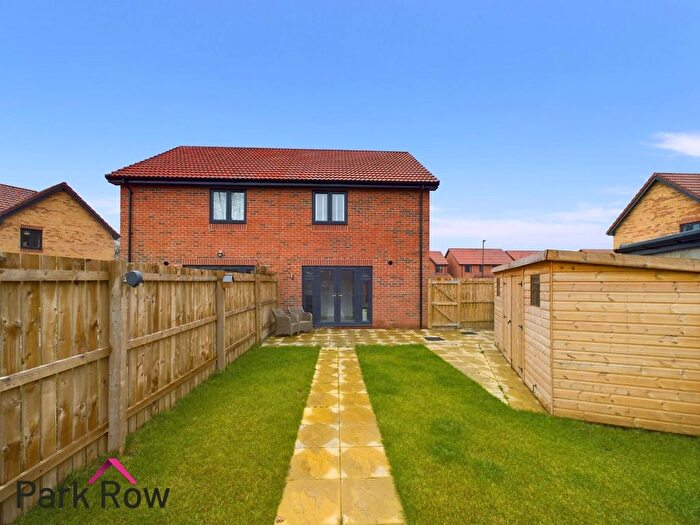 3 Bedroom Semi-Detached House For Sale In Hawker Grange, Church Fenton, Tadcaster, LS24