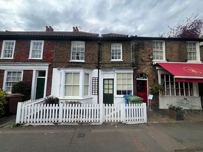 2 Bedroom Terraced House To Rent In Dulwich Village, Dulwich, London, SE21