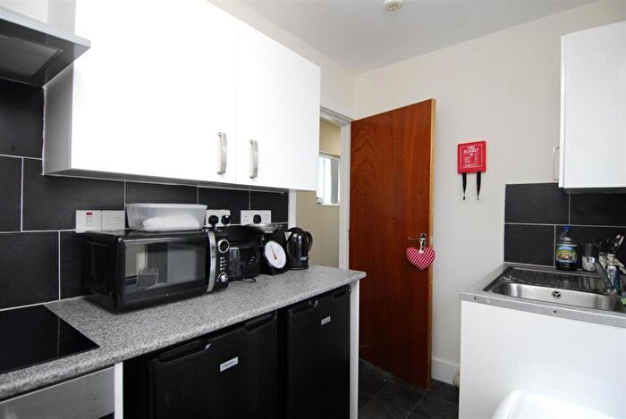 1 Bedroom Apartment To Rent In Wolsdon Street, Flat, Plymouth, PL1