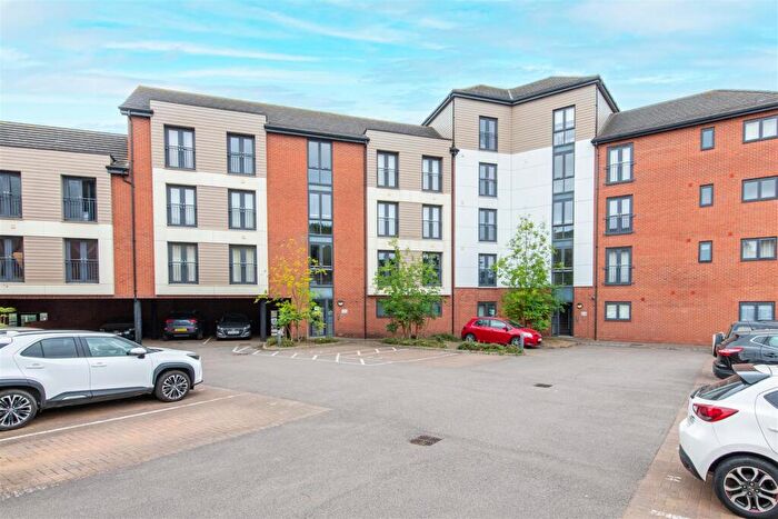 1 Bedroom Flat For Sale In Railway View, Kettering, NN16