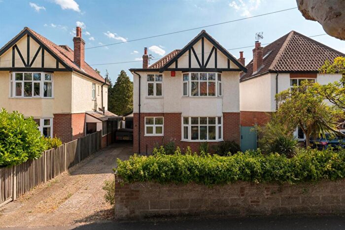 4 Bedroom Detached House For Sale In Earlham Road, Norwich, NR2