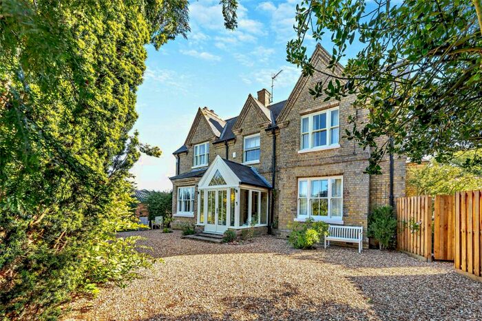 6 Bedroom Detached House For Sale In Bullock Road, Washingley, Cambridgeshire, PE7