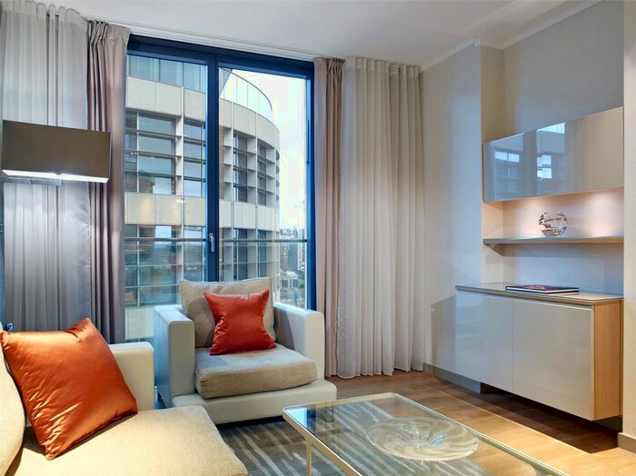 1 Bedroom Flat To Rent In Lower Thames Street, London, EC3R