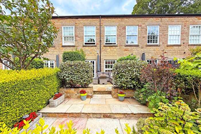 4 Bedroom Town House For Sale In Castle Mills, Knaresborough, HG5