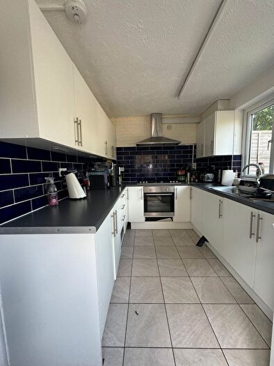 9 Bedroom Terraced House To Rent In Cowley Road, Oxford, Oxfordshire, OX4