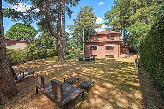 5 Bedroom Detached House To Rent In Ballard Close, Kingston Upon Thames, KT2