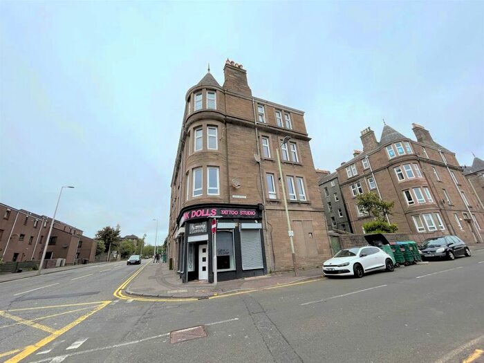 2 Bedroom Flat To Rent In Dens Road, Dundee, DD3