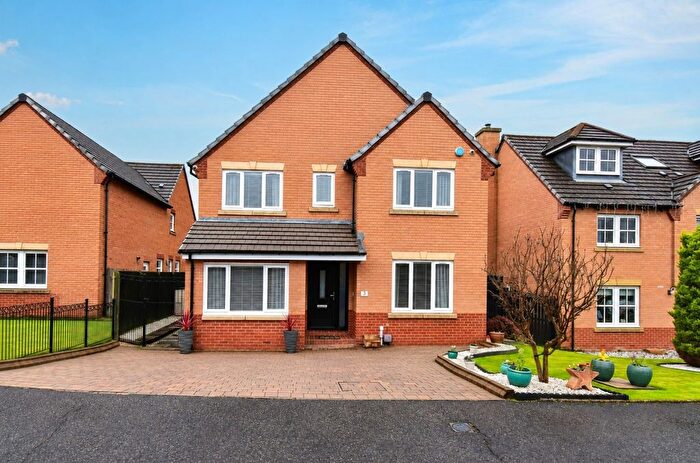 4 Bedroom Detached House For Sale In Middleton Place, Smithstone, G68