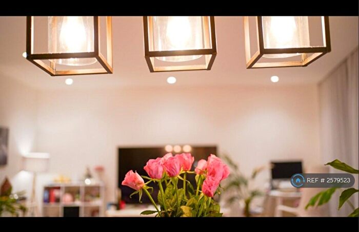 2 Bedroom Flat To Rent In The Galley, London, E16