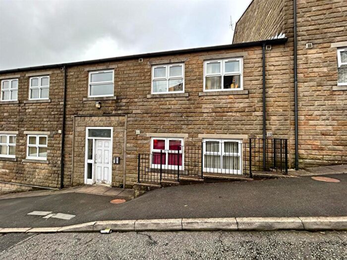 1 Bedroom Apartment For Sale In Ivegate, Colne, BB8