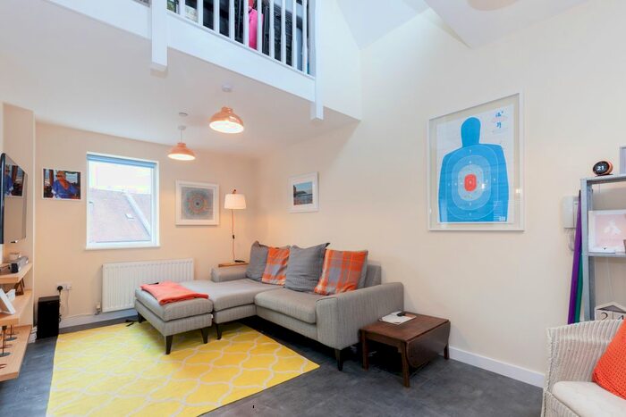 2 Bedroom Town House To Rent In Ock Street, Abingdon OX14