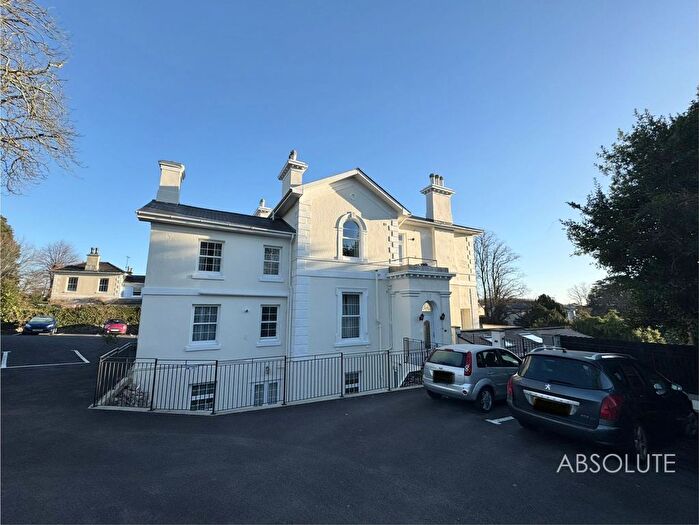 2 Bedroom Flat To Rent In Babbacombe Road, The Hollies, TQ1