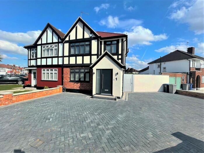 4 Bedroom Semi-Detached House To Rent In Melcombe Gardens, Harrow, HA3