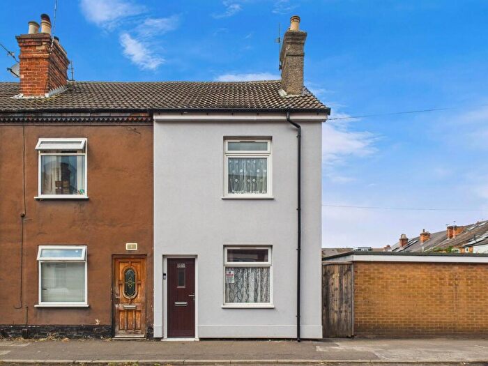 2 Bedroom End Of Terrace House For Sale In Curzon Street, Netherfield, Nottingham, NG4