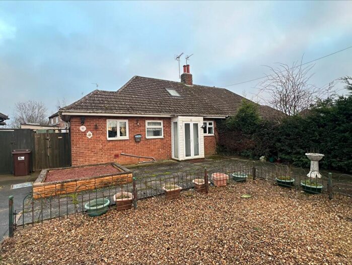 2 Bedroom Semi-Detached Bungalow For Sale In Sheppersons Avenue, Gosberton Risegate, Spalding, PE11