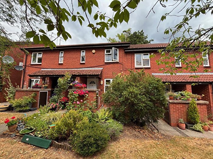 1 Bedroom Maisonette To Rent In Fredas Grove, Birmingham, B17