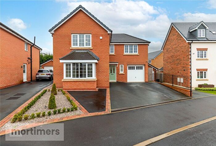 4 Bedroom Detached House For Sale In Wilkinson Walk, Blackburn, Lancashire, BB2