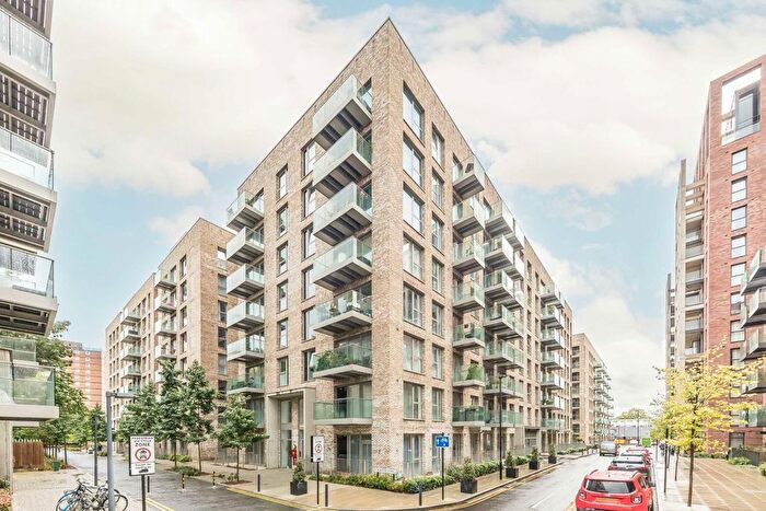 1 Bedroom Flat To Rent In Ironworks Way, Plaistow, E13