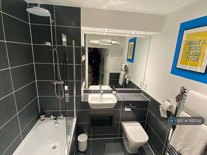 1 Bedroom Flat To Rent In Thomas Road, Poplar, E14