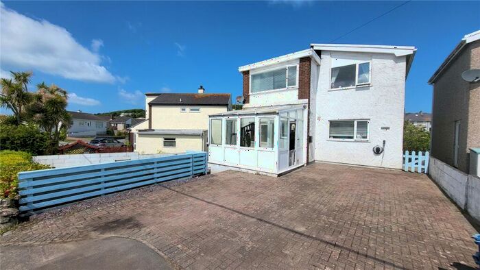 3 Bedroom Detached House For Sale In Old School Road, Holyhead, Isle Of Anglesey, LL65