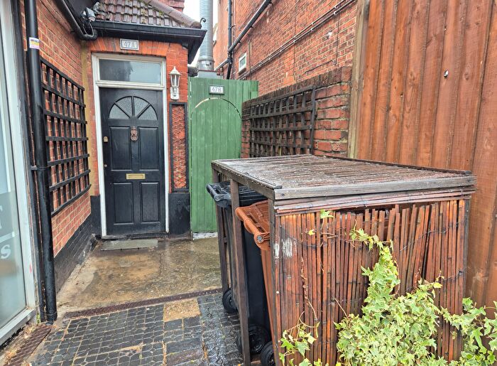 1 Bedroom Detached Bungalow To Rent In Hatfield Road, St. Albans, Hertfordshire, AL1