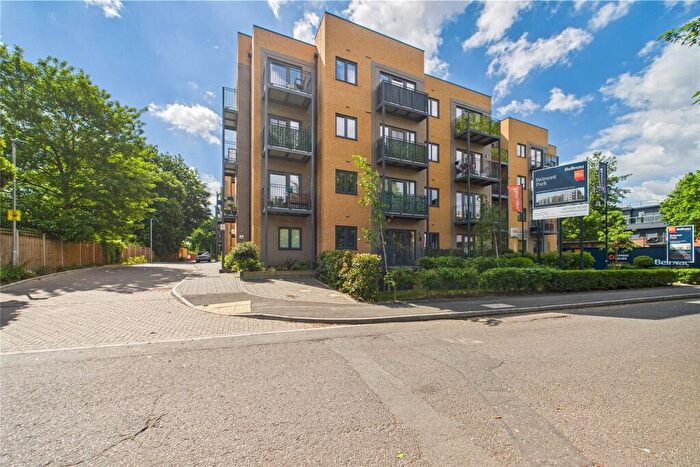 2 Bedroom Apartment To Rent In Clivemont Road, Maidenhead, Berkshire, SL6