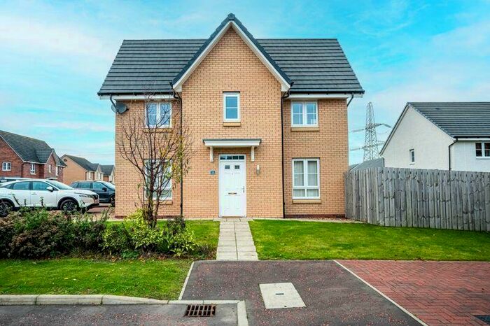 3 Bedroom Semi-Detached House To Rent In Clover Crescent, Cambuslang, G72