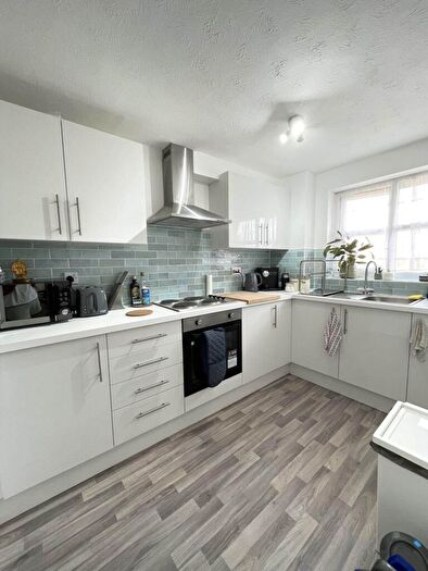 1 Bedroom Flat To Rent In Ghandi Close, London, E17
