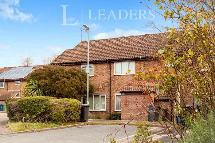 3 Bedroom Terraced House To Rent In The Paddocks, Cambridge, CB1