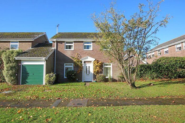 3 Bedroom Link Detached House For Sale In Tithe Close, Gazeley, Newmarket, CB8