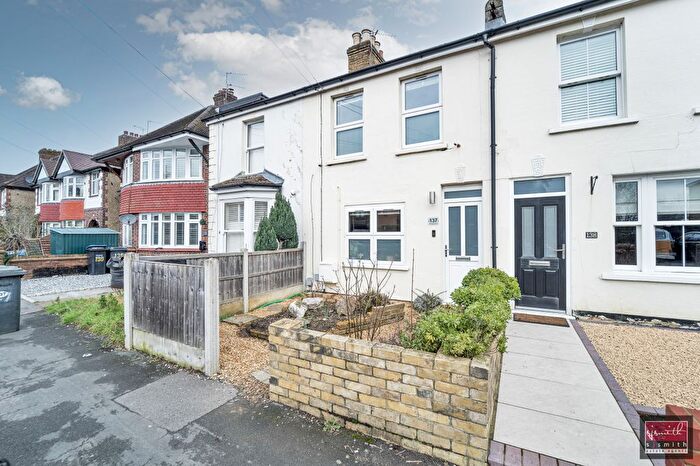 3 Bedroom Terraced House For Sale In Wendover Road, Staines-Upon-Thames, TW18