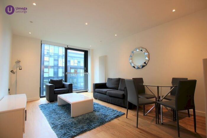 2 Bedroom Flat To Rent In Simpson Loan, Quartermile, Edinburgh, EH3