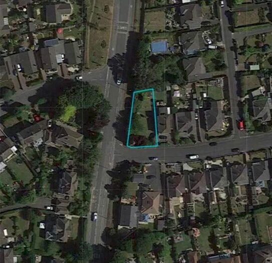 4 Bedroom Land For Sale In Lyndhurst Avenue, Kingskerswell, TQ12